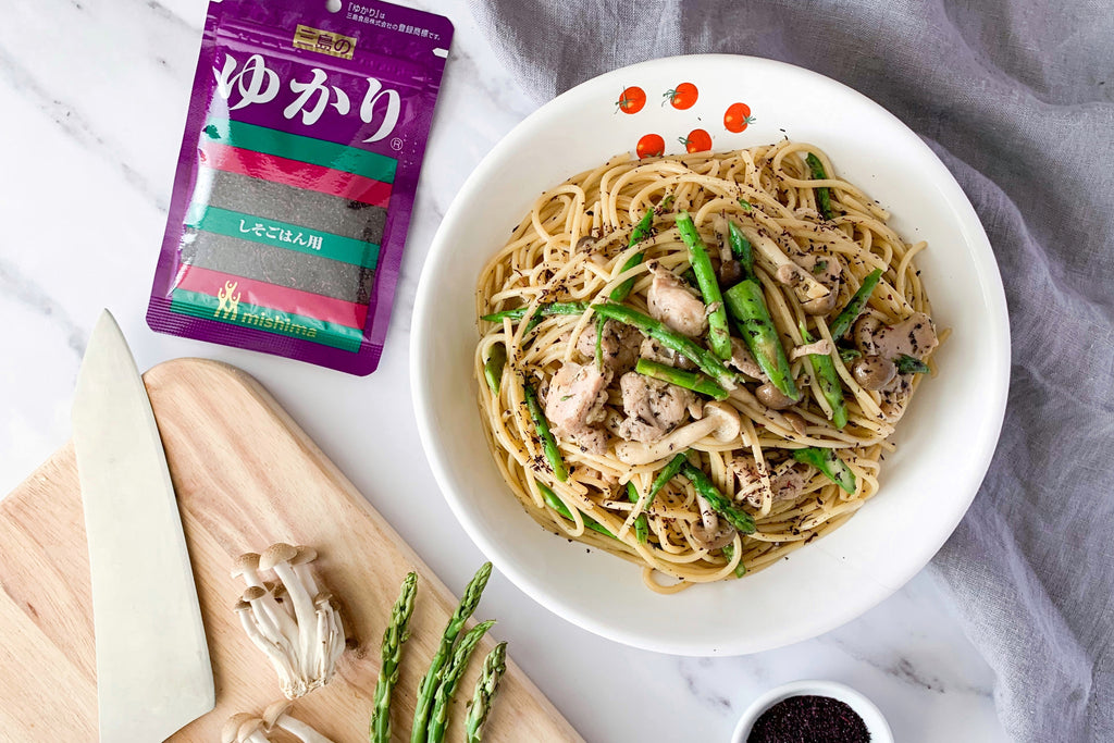 Japanese-Style Chicken and Vegetable Furikake Pasta